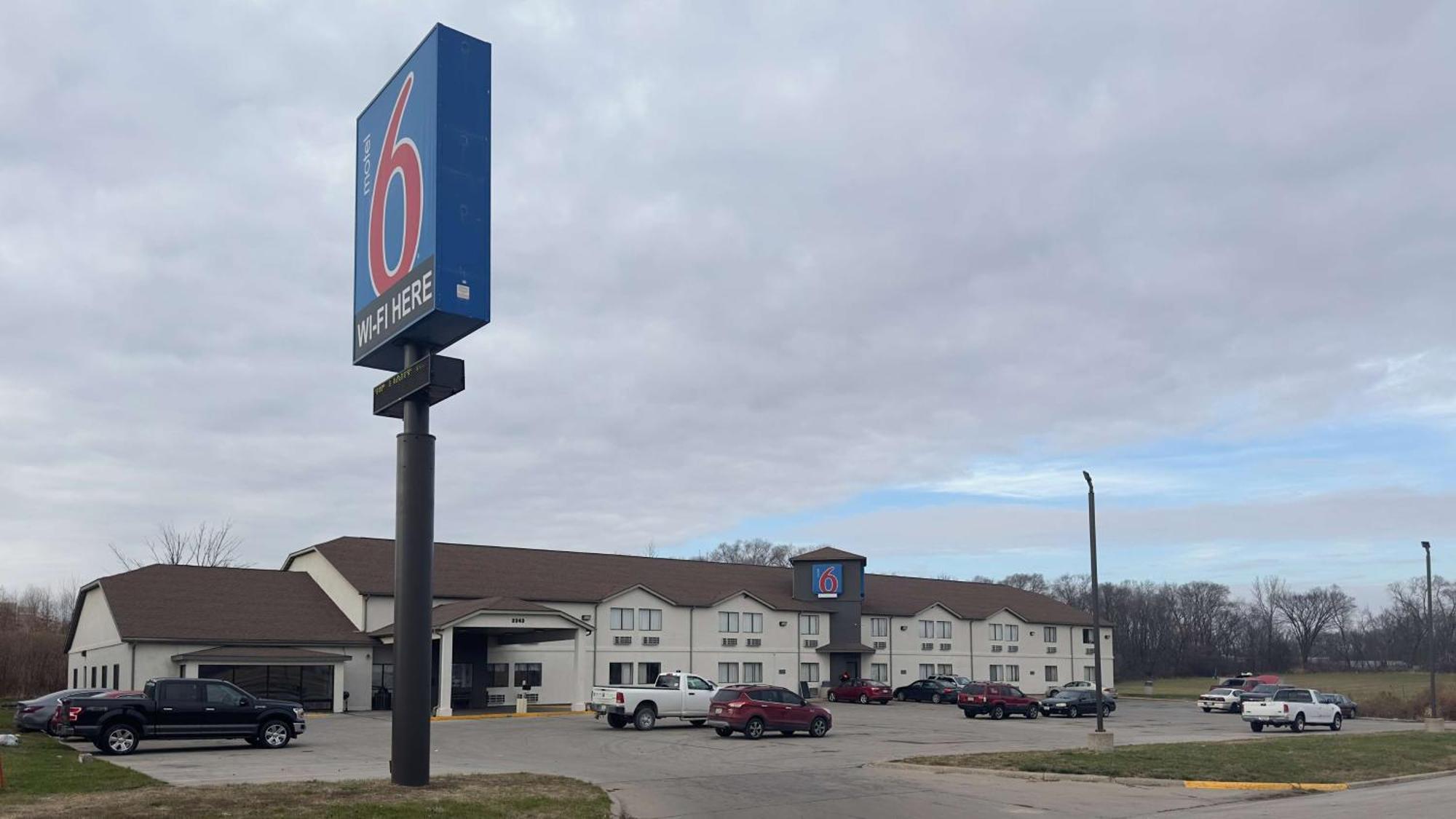 Motel 6-Waterloo, Ia Exterior photo