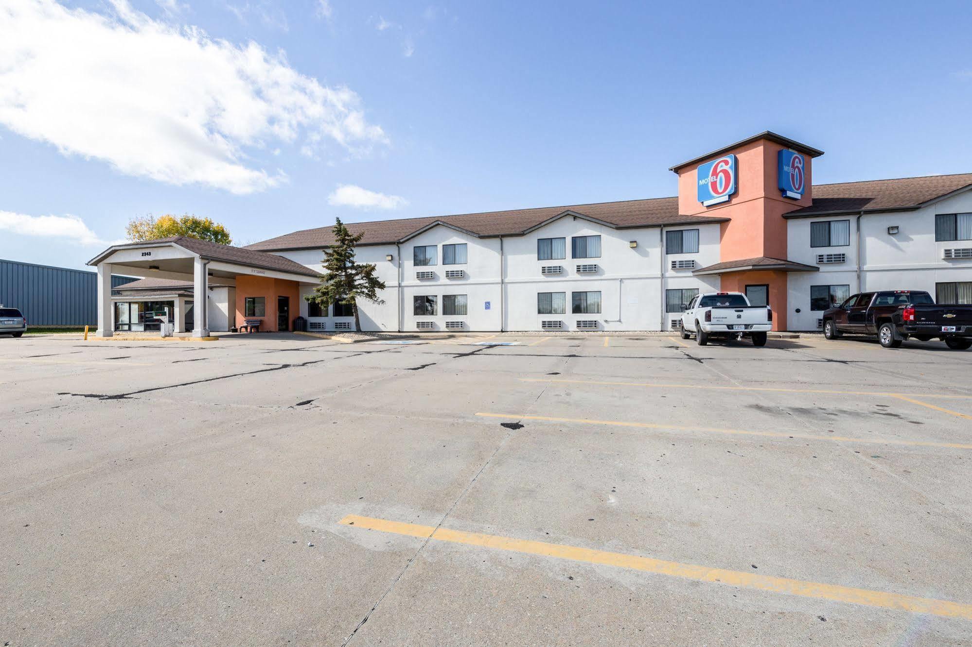 Motel 6-Waterloo, Ia Exterior photo