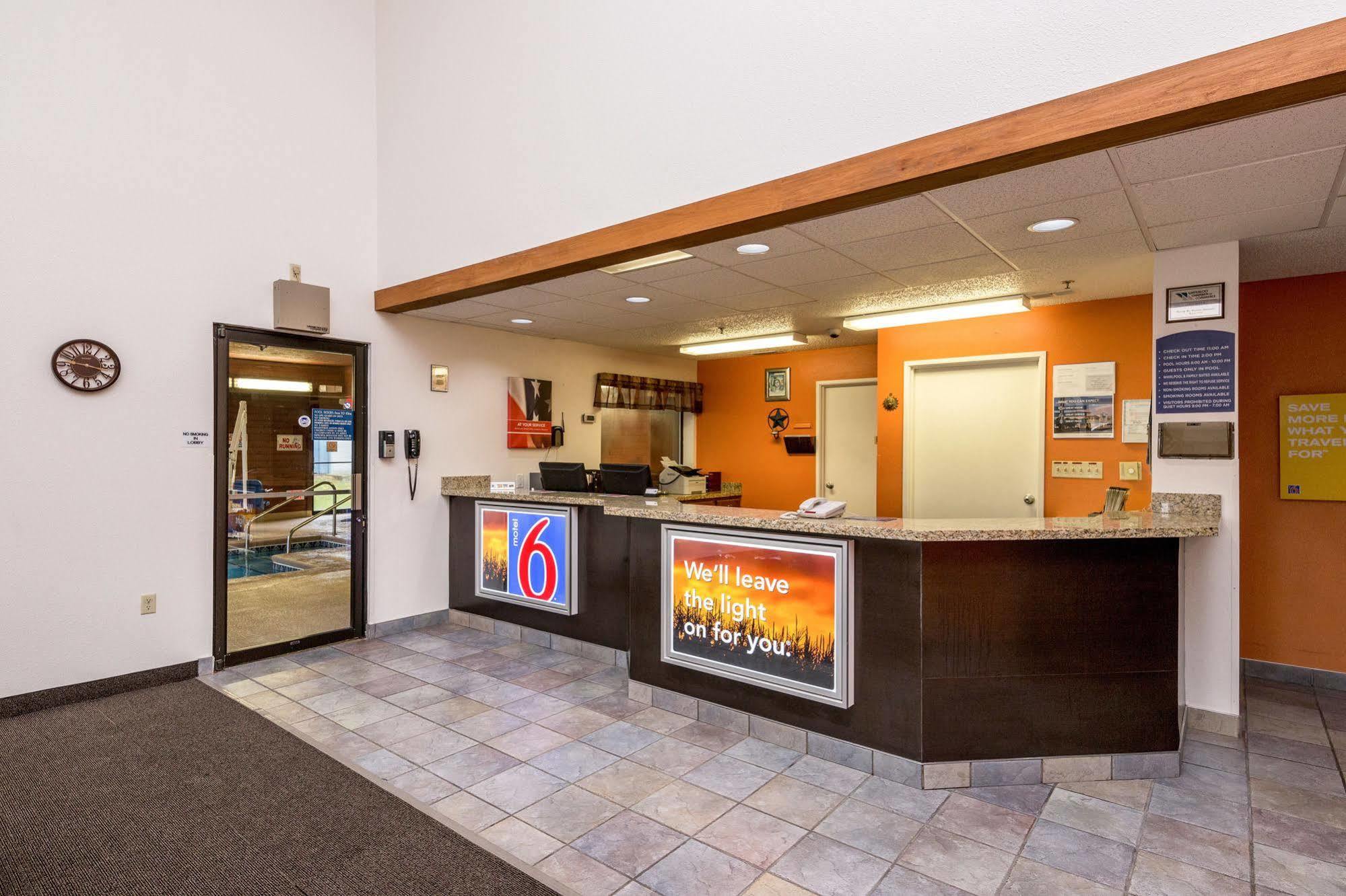 Motel 6-Waterloo, Ia Exterior photo