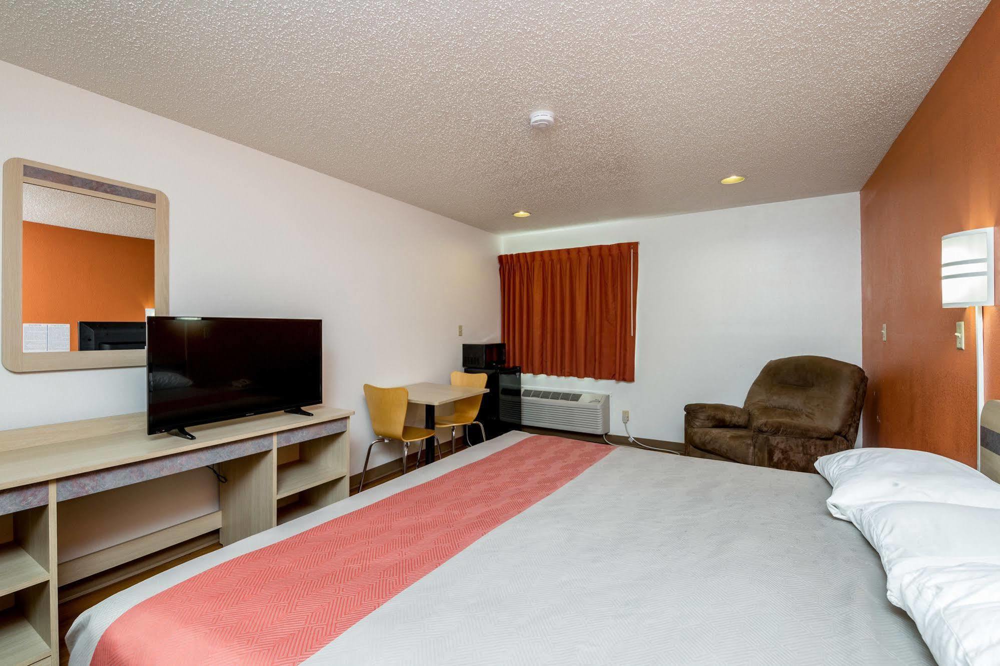 Motel 6-Waterloo, Ia Exterior photo