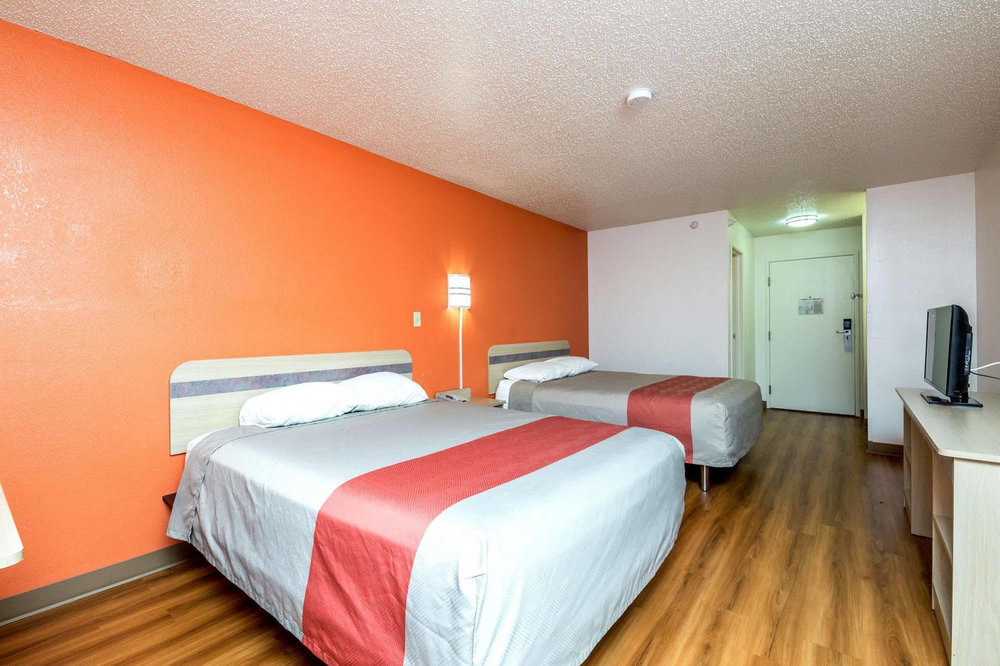 Motel 6-Waterloo, Ia Exterior photo